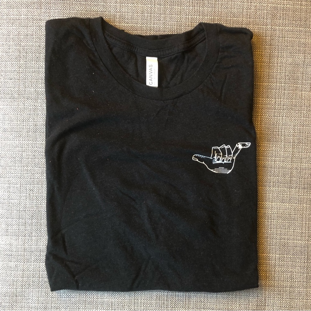 Kookslams Broken Shaka tee NWOT